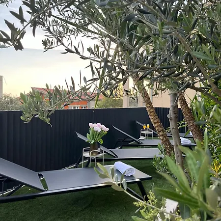 Collis Apartamento *