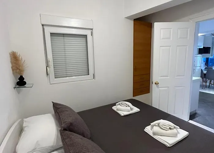 Collis * ماكارسكا