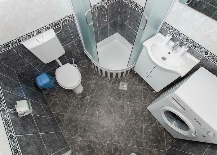 Collis ماكارسكا