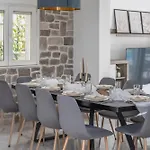 Apartment Collis *