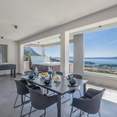 Collis Lägenhet Makarska