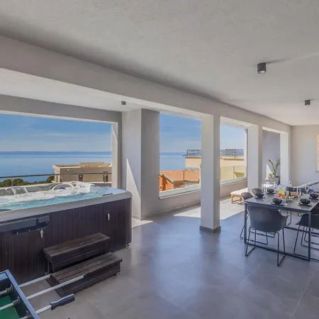 Apartment Collis